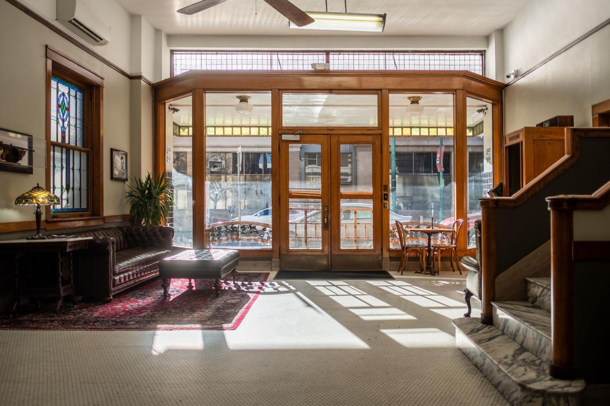 Gardner Hotel & Hostel El Paso Extérieur photo