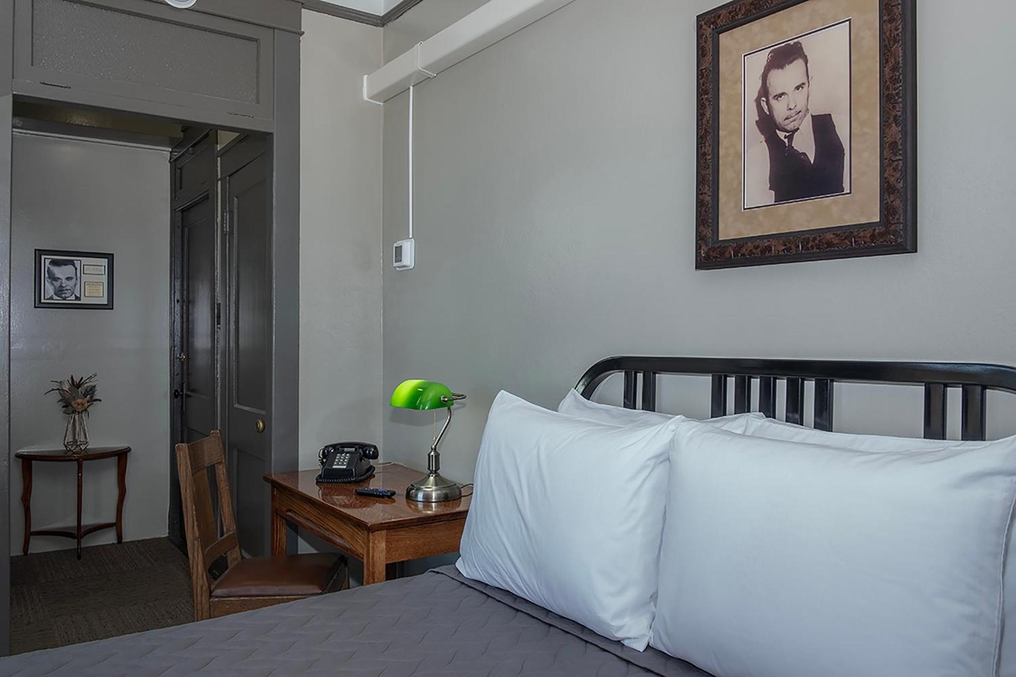 Gardner Hotel & Hostel El Paso Extérieur photo